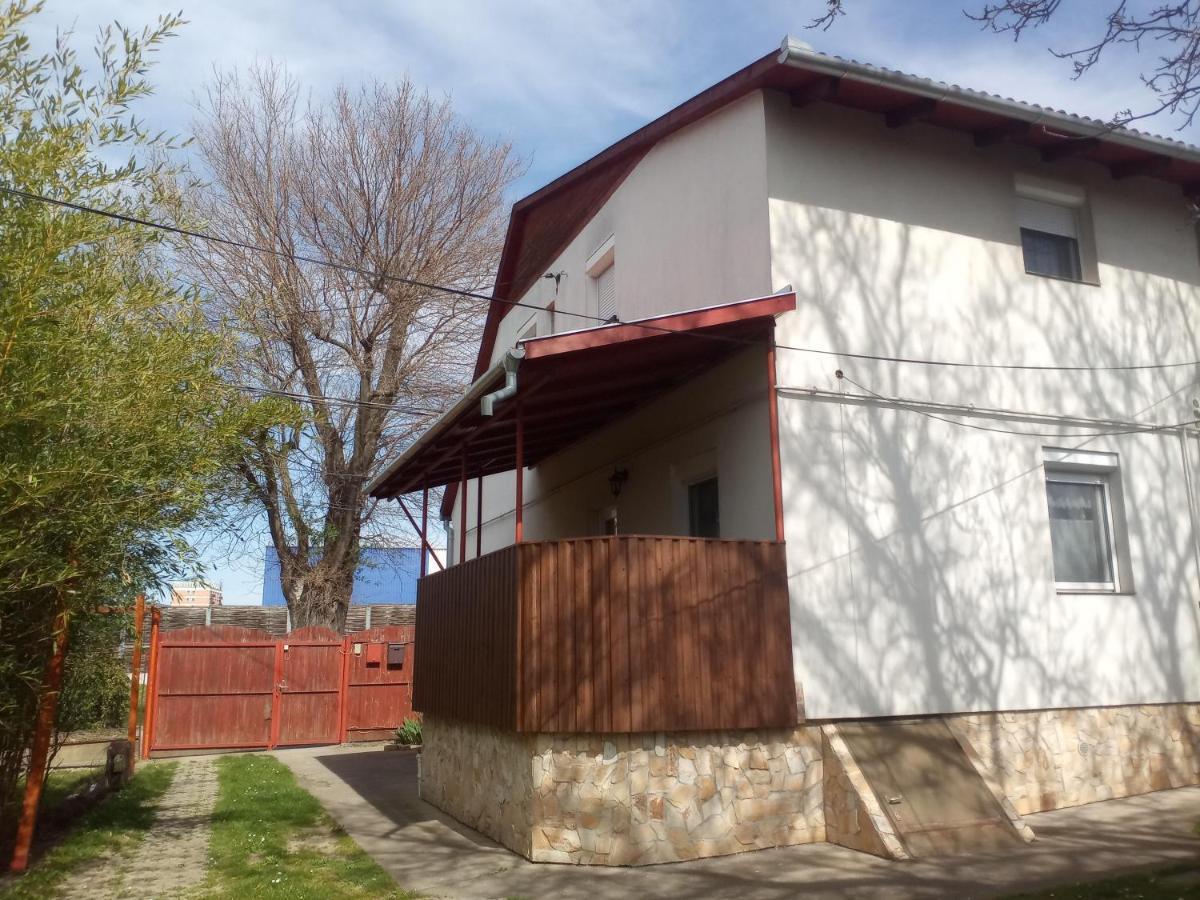 Budai Vam Apartmanhaz Pécs Exterior foto