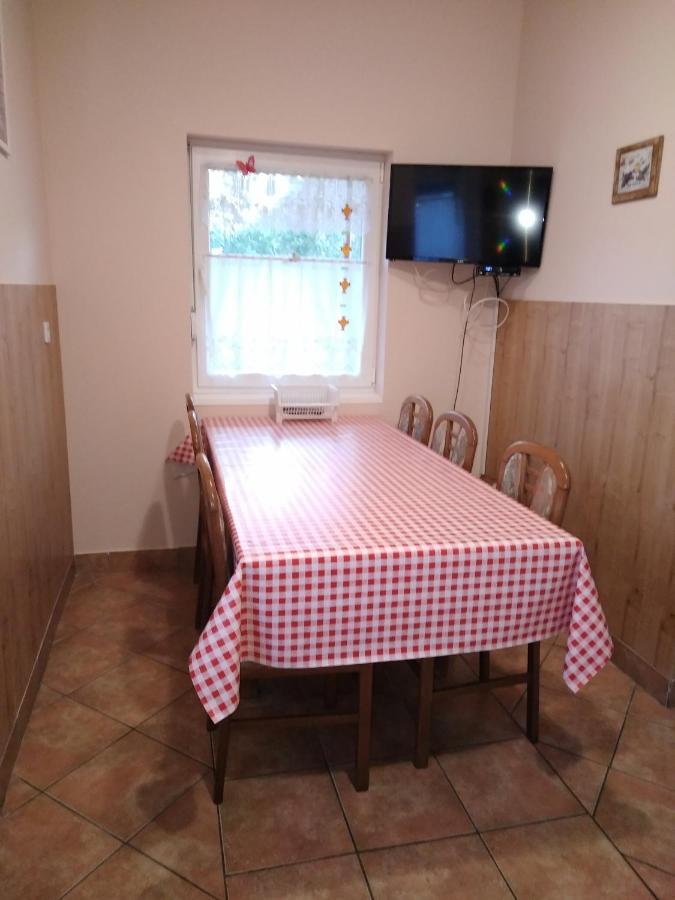 Budai Vam Apartmanhaz Pécs Exterior foto