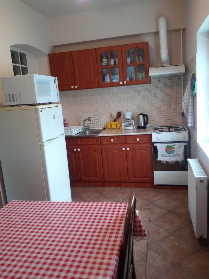 Budai Vam Apartmanhaz Pécs Exterior foto