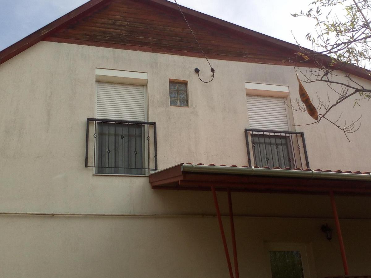 Budai Vam Apartmanhaz Pécs Exterior foto